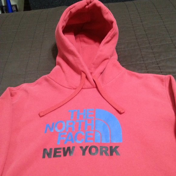 The North Face New York Hoodie Sweater Sweatshirt  Men's Large Red hooded - Picture 3 of 13